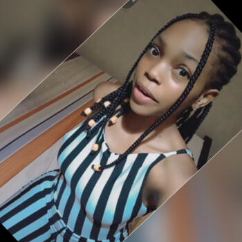 Babysitter Kampala: Sarah