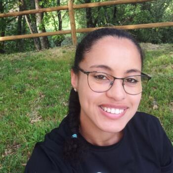 Babysitter in Fafe: Yara