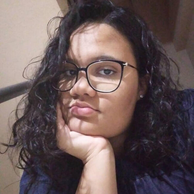 Babysitter in Anápolis: Sarah Kellen