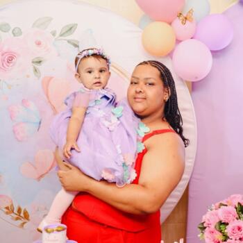 Babá em Valparaíso de Goiás: Karolina