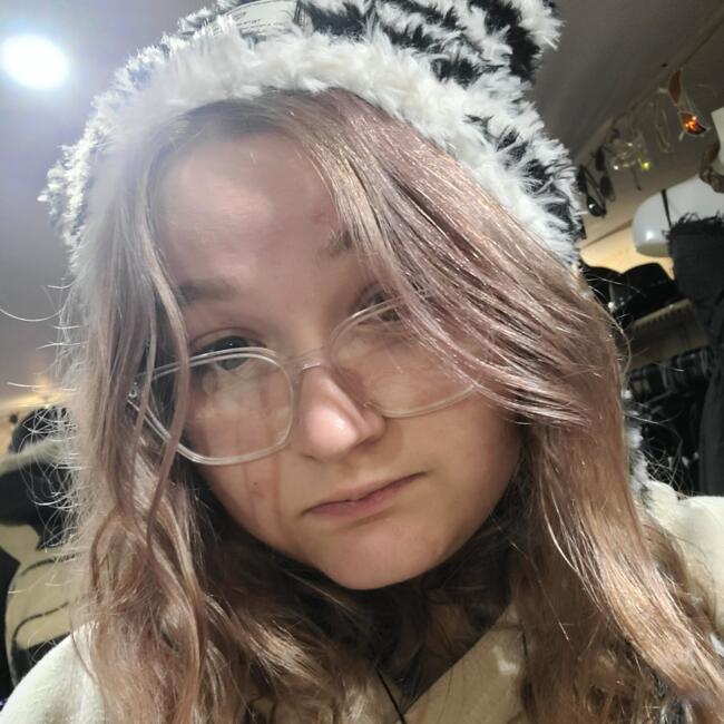 Babysitter in Middlesbrough: Rosie