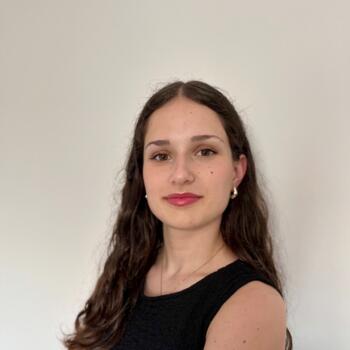 Babysitter in Dos Hermanas: Carmen