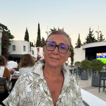 Babysitter in Beaune: Güler