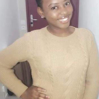 Baby-sitter in Boulogne-sur-Mer: Fatoumata