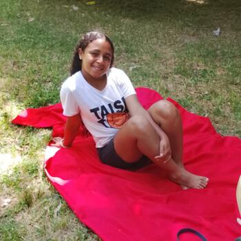 Babysitter in Montevideo: Mikaela