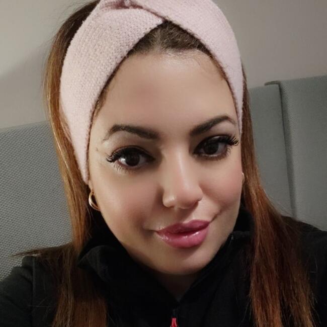 Babysitter in Ballisodare: Narimane