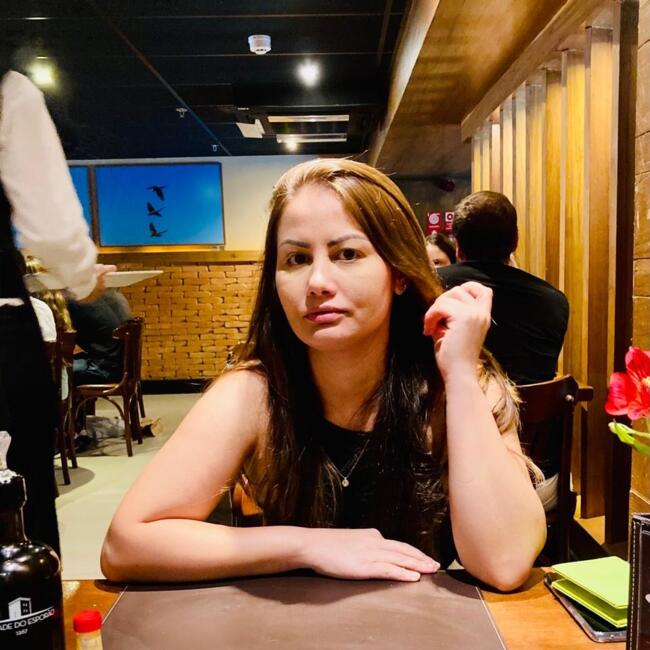 Babysitter in Brasília: Merisvania