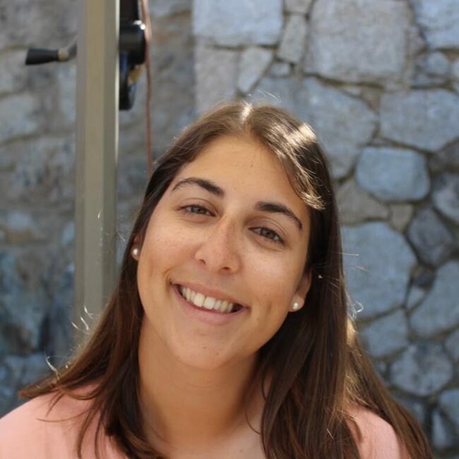 Babysitter em Oliveira do Bairro: Ana rita