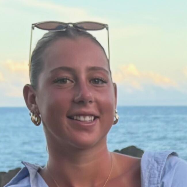 Babysitter in Sydney: Lilly