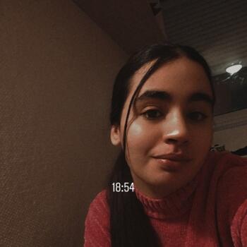 Babysitter in Clermont-Ferrand: Nihad