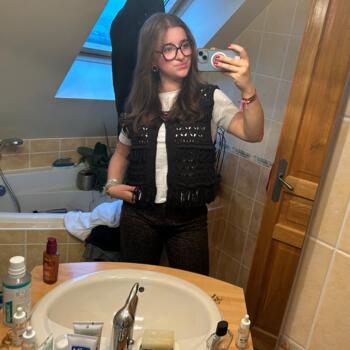 Babysitter in Bures-en-Bray: Alice