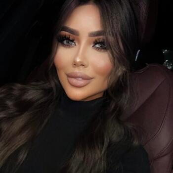 Babysitting job in Al Ain: babysitting job Maha