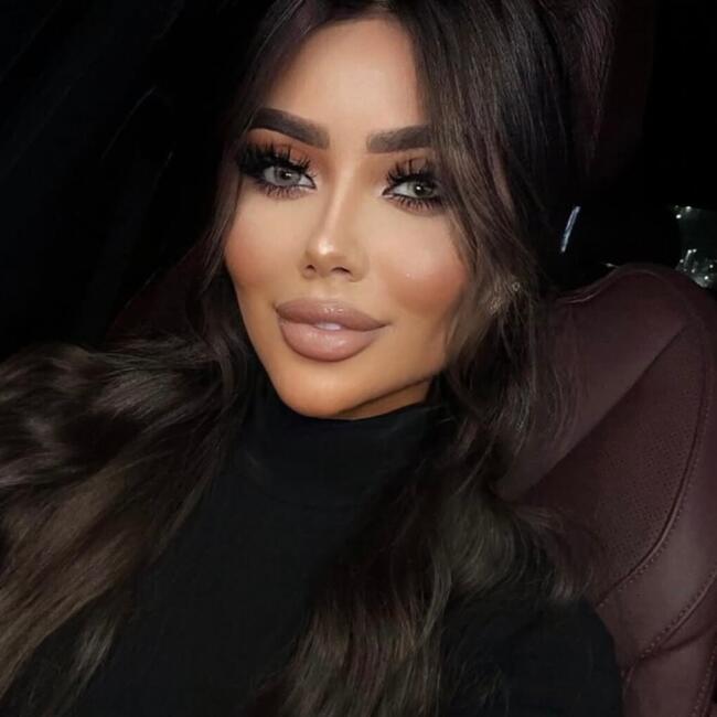 وظيفة جليسة أطفال في العين: Maha