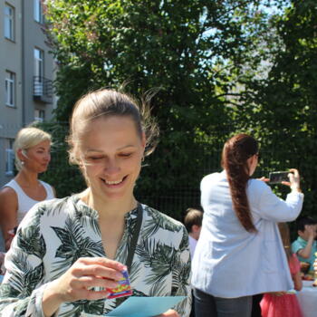 Aukles darbs pilsētā Rīga | Babysits: aukles vakance Laura