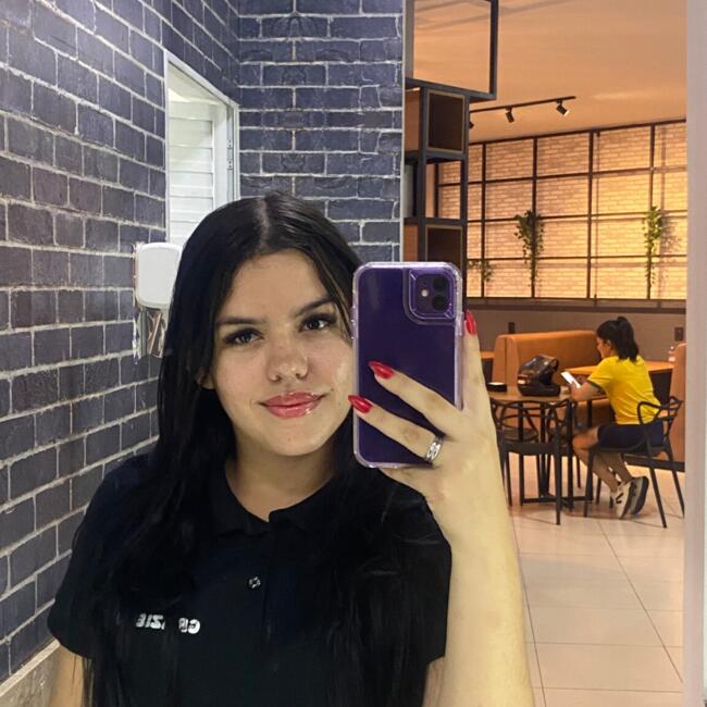 Babysitter in Barra do Garças: Grazielly