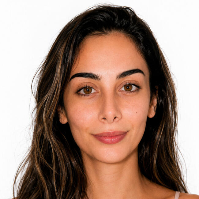 Babysitter in Nicosia: Esra Neva