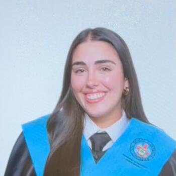 Babysitter in Toledo: Lucia