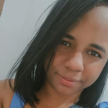 Babá em Recife: Thayná