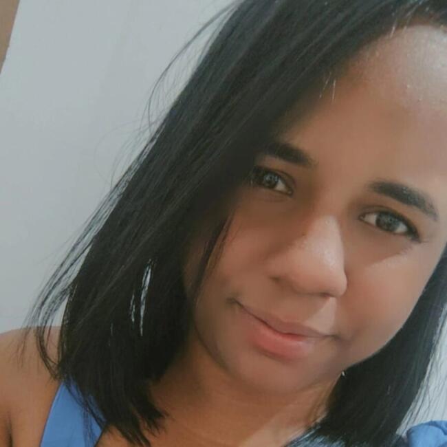 Babá em Recife: Thayná