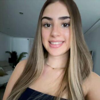Babysitter Arganda: Naira
