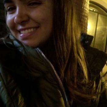 Babysitter Loulé: Larissa