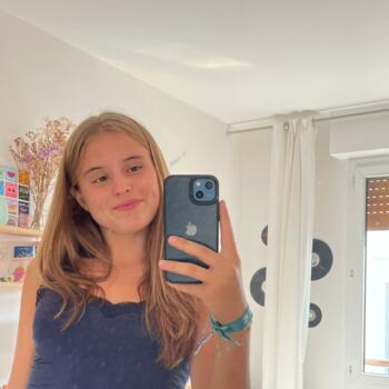Babysitter in Châtenay-Malabry: Solange