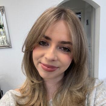 Babysitter Gland: Clara