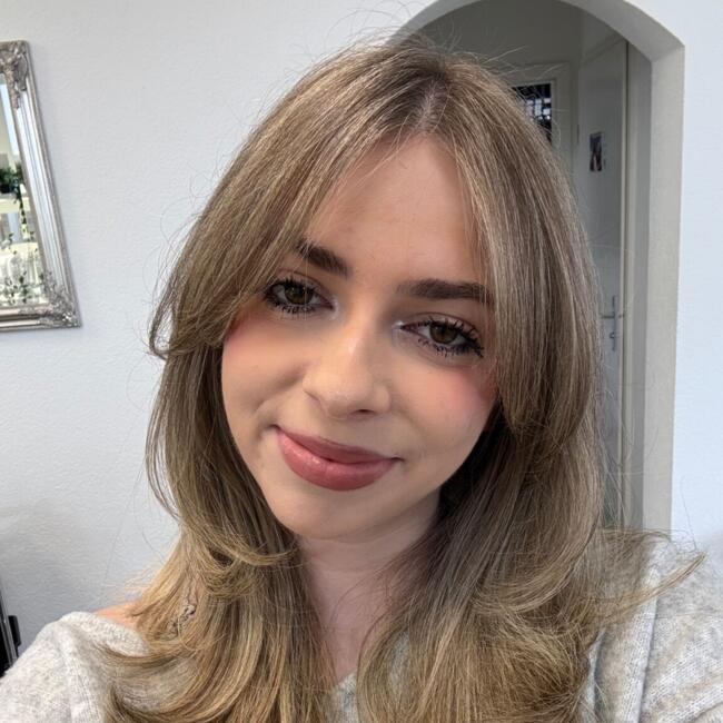 Babysitter in Gland: Clara