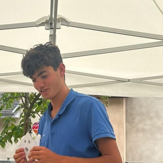 Babysitter in Saint-Pierre-de-Varengeville: Gauthier