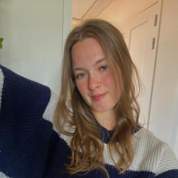 Oppas in Rotterdam: Larinde