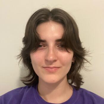 Babysitter in New York: Brooke