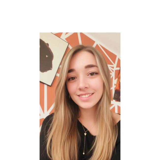 Babysitting job in Échilleuses: Julie