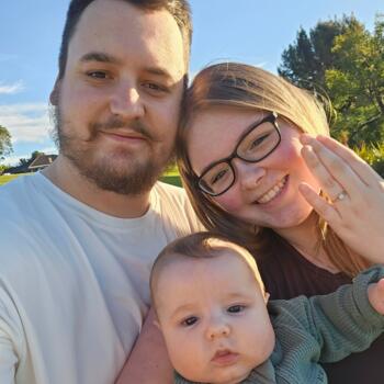 Babysitting job in Nowra: babysitting job Harrison