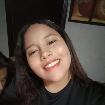 Niñera en León: Anahi