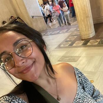 Babysitter in Mira Loma: Karoll