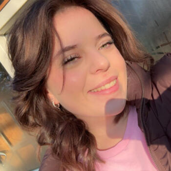 Babysitter in Winschoten: Naomy