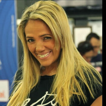 Babysitter Duque de Caxias: Elisangela