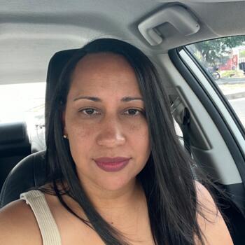 Trabajo para niñera en Barranquilla: trabajo de niñera Janik irani