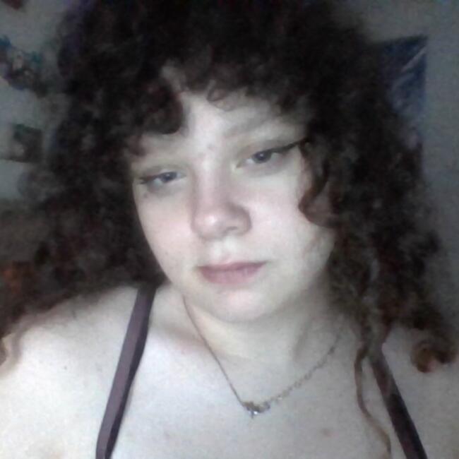 Babysitter in Kansas City: Alisha