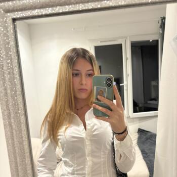 Babysitter Montauroux: Charlotte