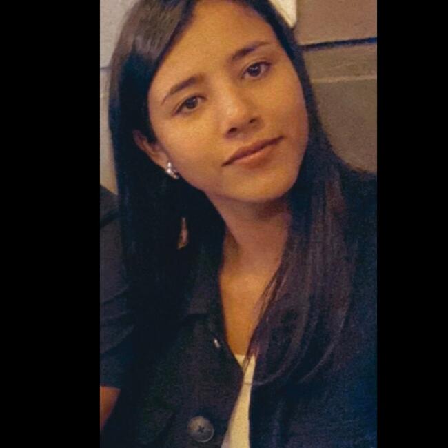 Babysitter in Salto: Mayra