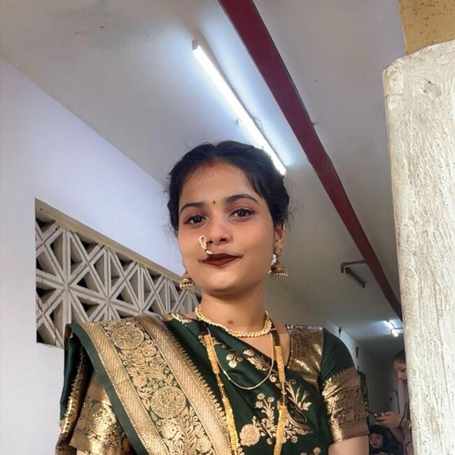 बम्बई में बेबीसिटर: Shraddha