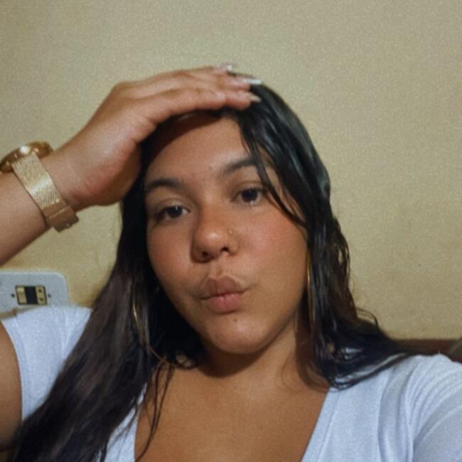 Babysitter in Magé: Thaise