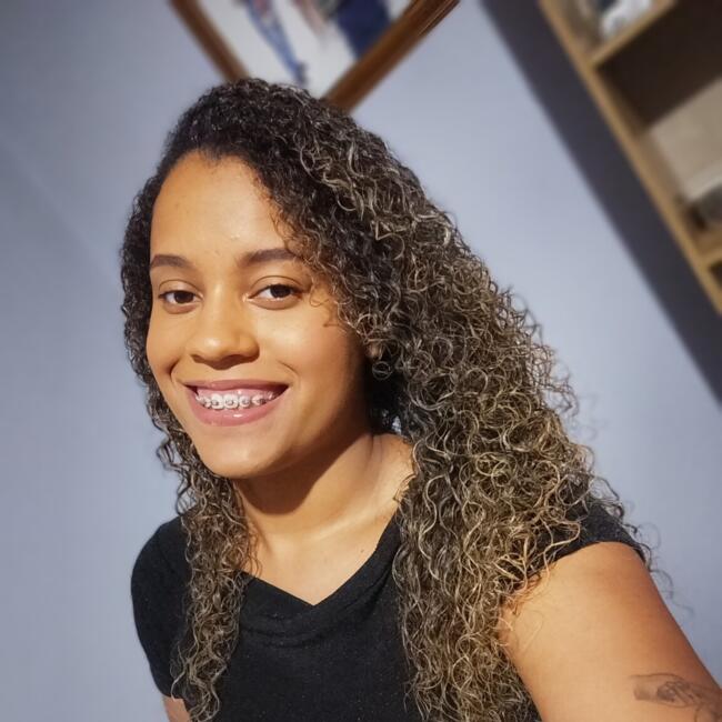 Babysitter in Caxias do Sul: Lauana
