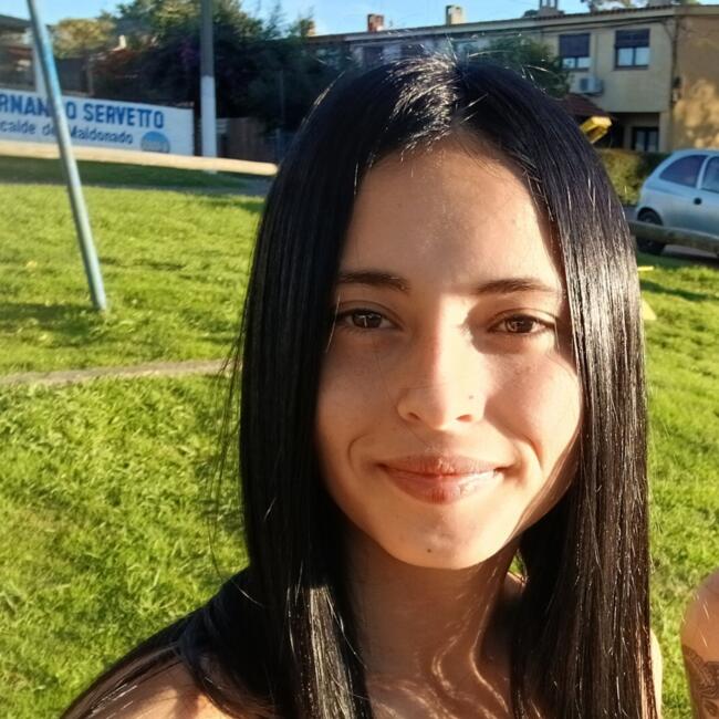 Baby-sitter in Maldonado: Romina