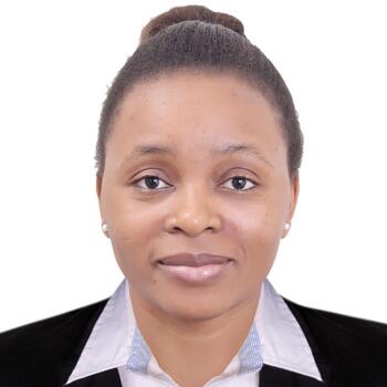 جليسة أطفال إمارة الشارقة: Moleen