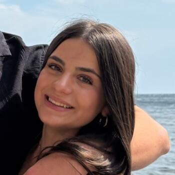 Babysitter in Le Cannet-des-Maures: Romane