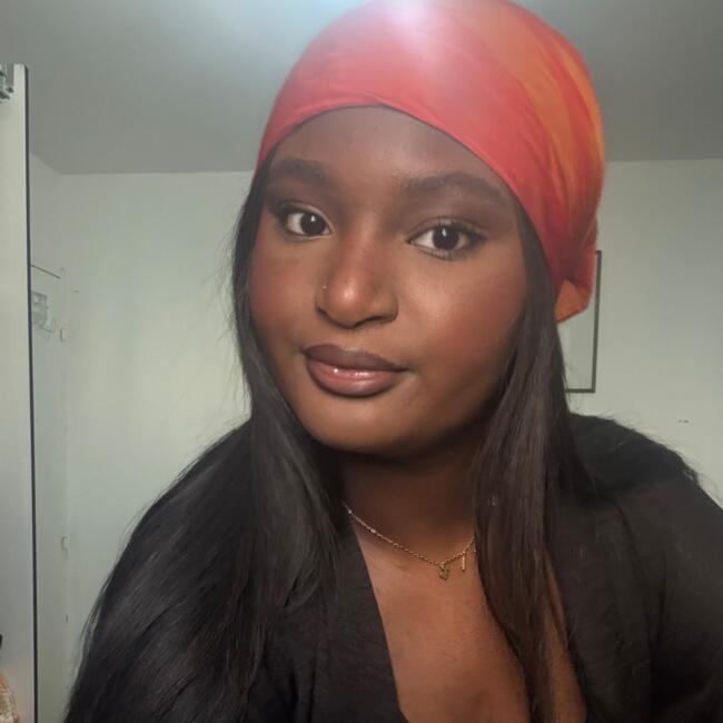 Babysitter in Mantes-la-Ville: Mariata