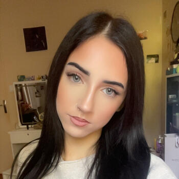 Babysitter in Firminy: Charline