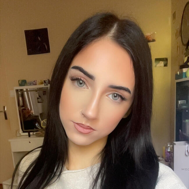 Babysitter in Firminy: Charline